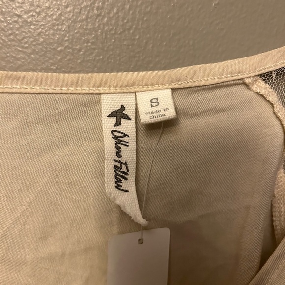 Others Follow shirt - cream boho bell sleeves open shoulder lace accents NWT - Picture 3 of 10